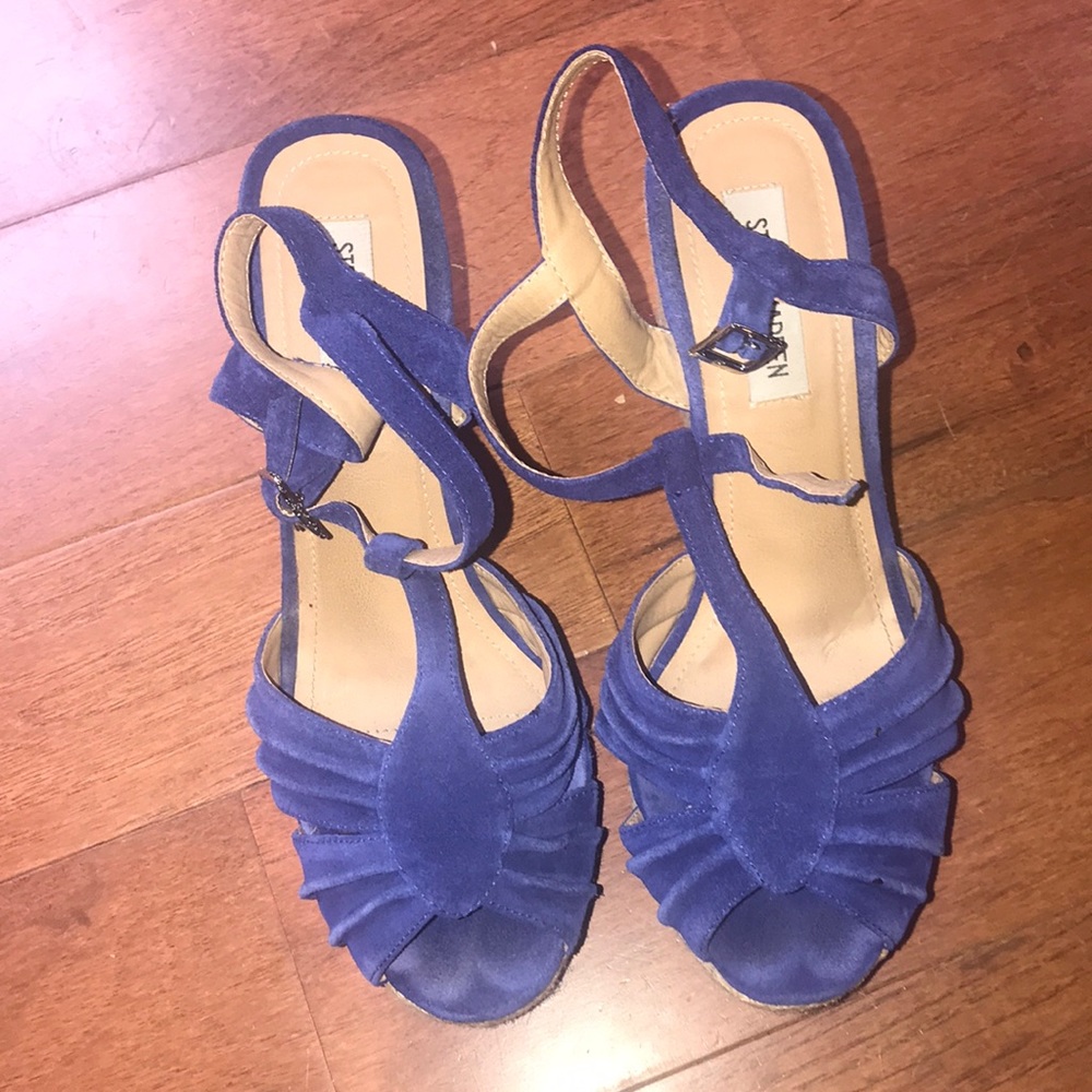 Steve Madden Blue Leather wedges